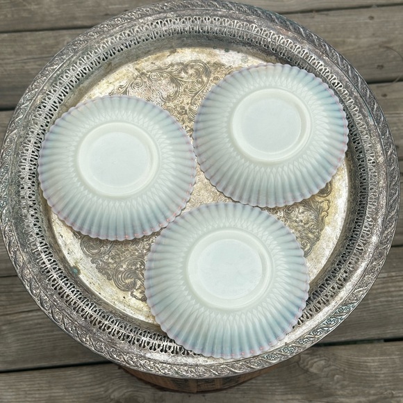 Antique Petalware Monax Gold Trim Saucers Set of 3 Vintage Macbeth Evan’s - Picture 5 of 7